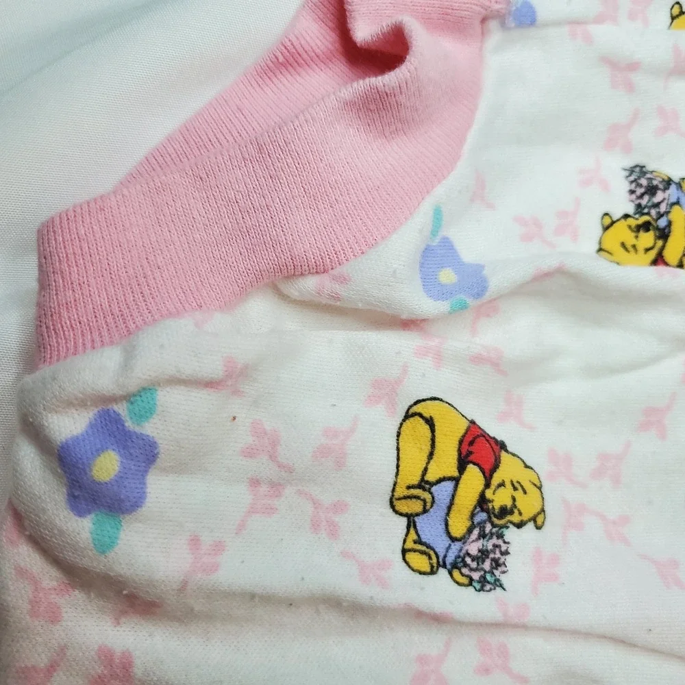 Disney Vintage Y2K Winnie the Pooh 1 piece Romper Pink Floral Snap